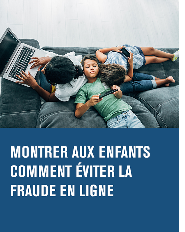 Trois enfants étendus sur un canapé, portant chacun un appareil mobile. Titre de l’article – Montrer aux enfants comment éviter la fraude en ligne.